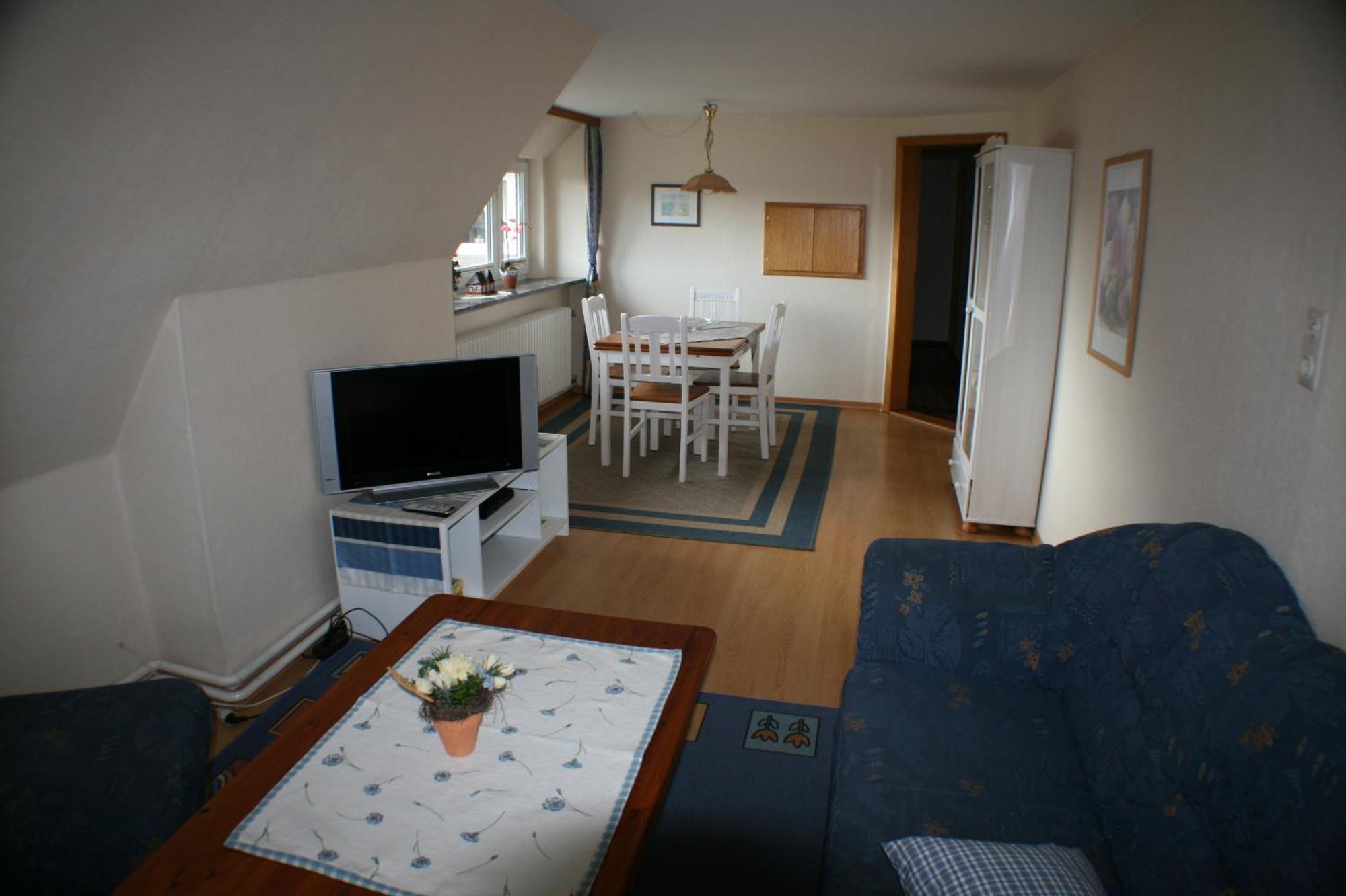 Ferienwohnungen Im Hotel Garni Zur Post Utersum Pokój zdjęcie